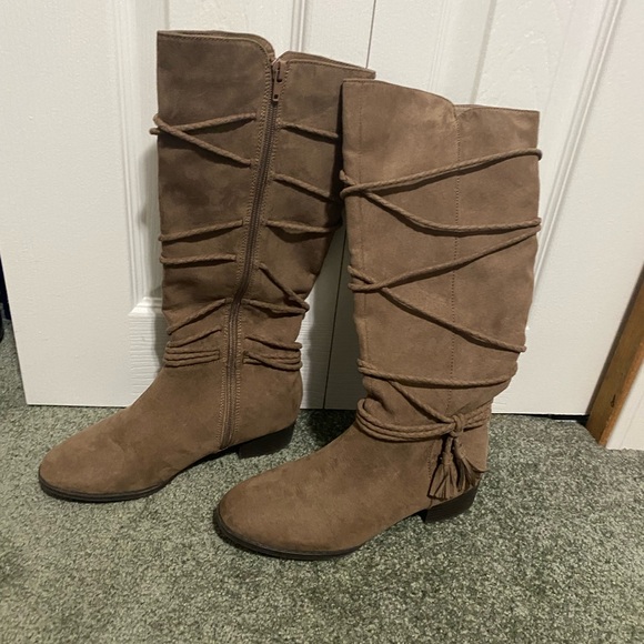 American Eagle By Payless Tan Over the Knee Boots - Picture 5 of 5